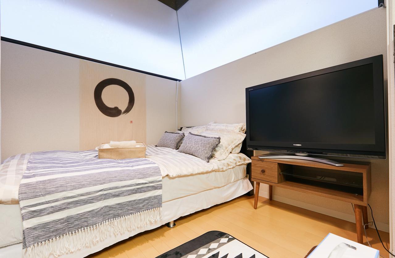 Nishishinjuku Hana Apartment Tokyo Exterior photo